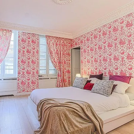 Duplex D'exception Face Hippodrome Avec Jardin